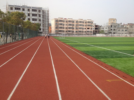 塑膠跑道